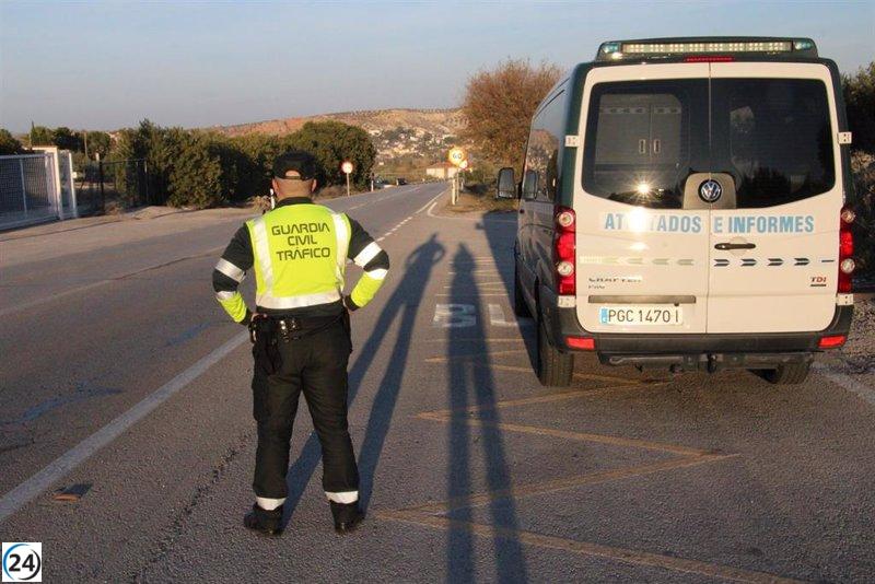 Trágico fallecimiento de conductor en volcadura de camión en la autovía A-7 en Balanegra (Almería)