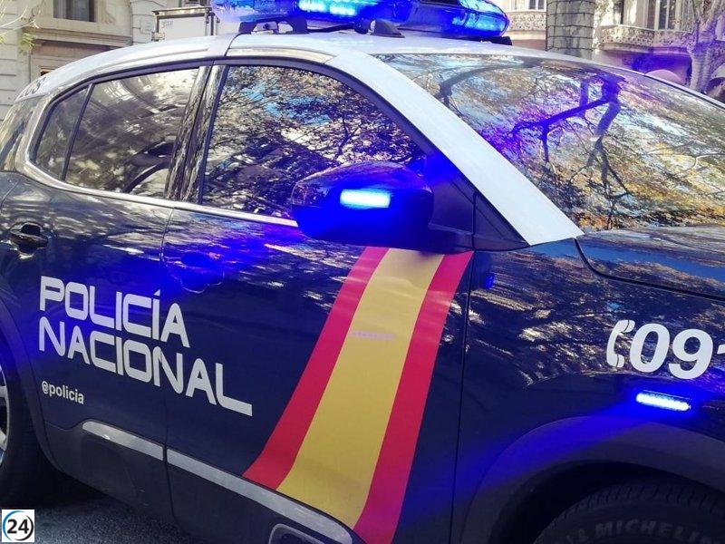 Tres menores arrestados en Málaga por acoso a una compañera de instituto.