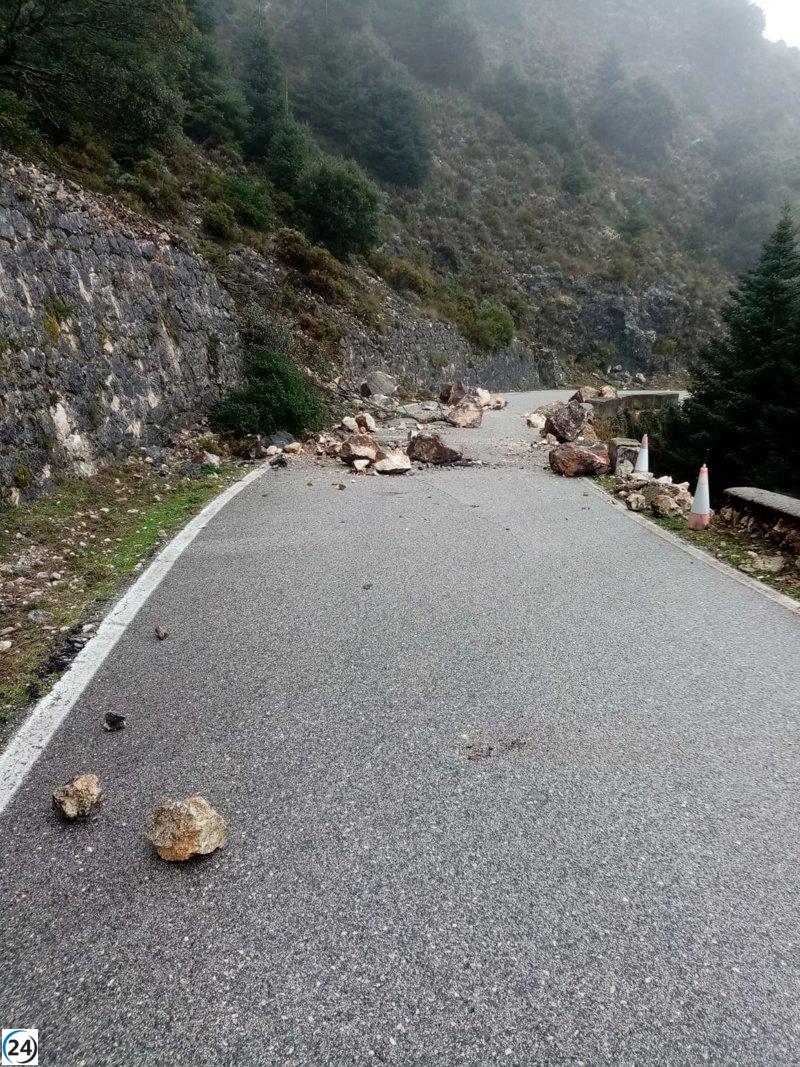 Temporal causa cortes en cinco carreteras de Andalucía occidental.