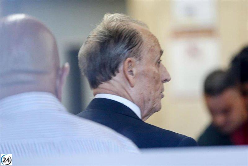 Fallece Manuel Ruiz de Lopera, exmandatario del Betis, a los 79 años.