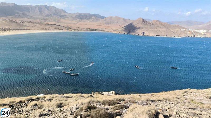 El Gobierno insiste en la calma frente a las 'narcolanchas' en Almería y denuncia hostigamiento