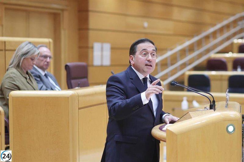 Albares sugiere posible acuerdo sobre Gibraltar, pero descarta discutirlo con Cameron y Sefcovic.