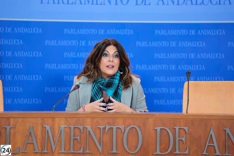 PSOE-A insta a Moreno a cesar a cinco consejeros ante la crisis en su gobierno, que se desmorona.