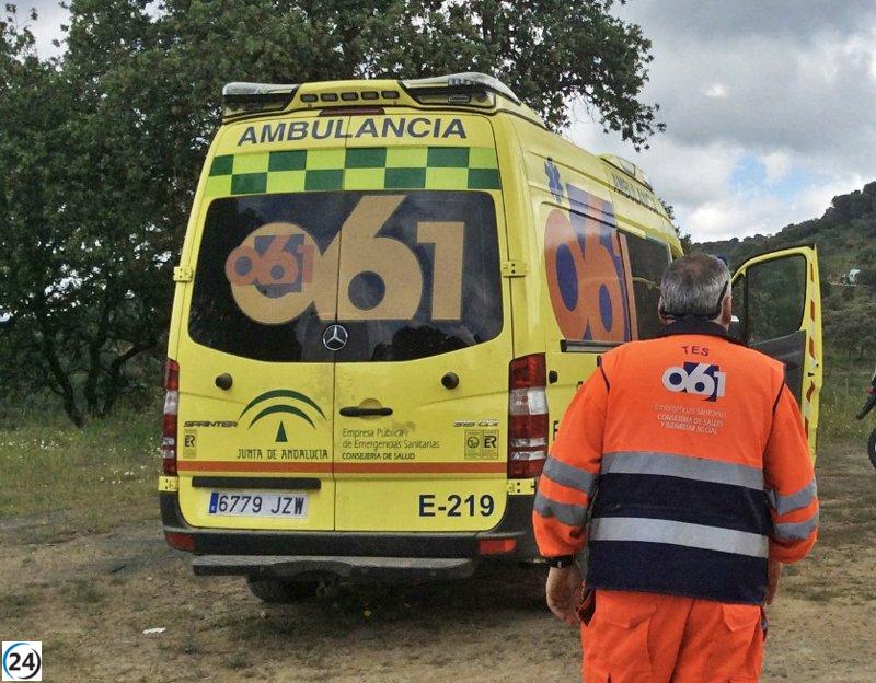 Trabajador gravemente herido en Andújar al caerle encima una estructura del comercio en reforma
