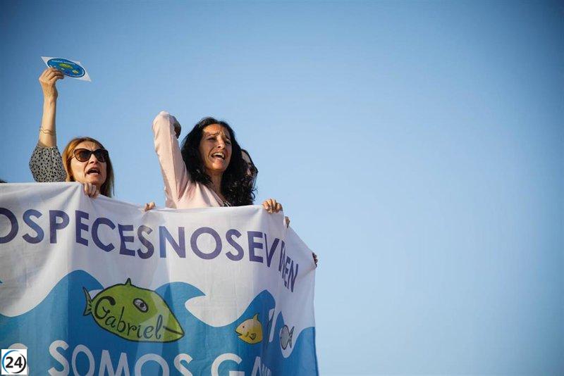 La madre de Gabriel Cruz testificará en el Senado por una serie sobre su hijo.