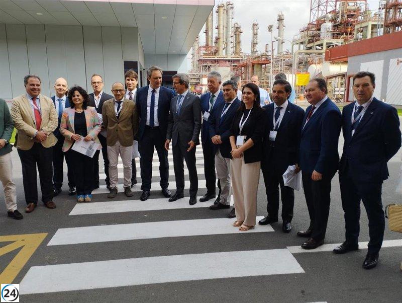 Cepsa inaugura en Huelva la primera planta química española para producir base de geles hidroalcohólicos.