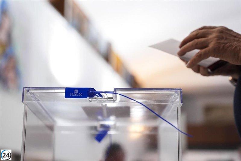 Baja participación del 26% en Andalucía a las 14 horas, 7 puntos menos que en 2019.