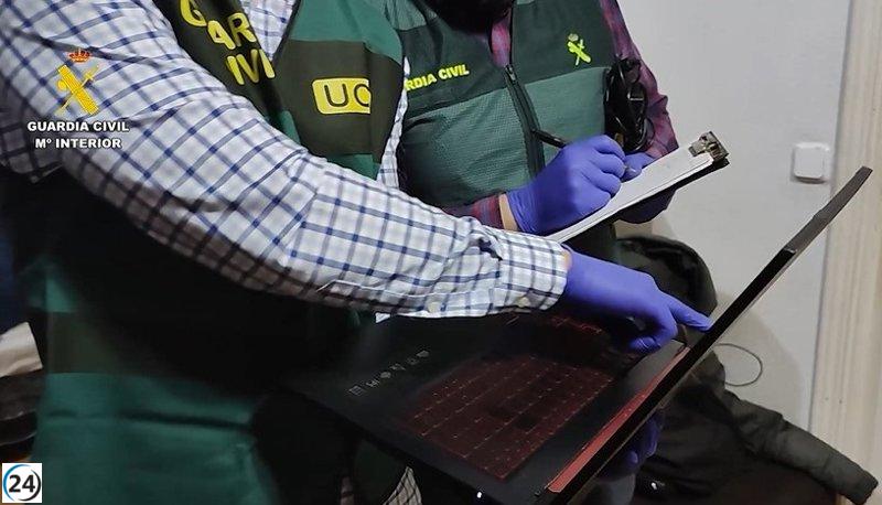 Dos personas arrestadas por llevar a cabo múltiples ciberataques contra entidades públicas en Jaén y Málaga.