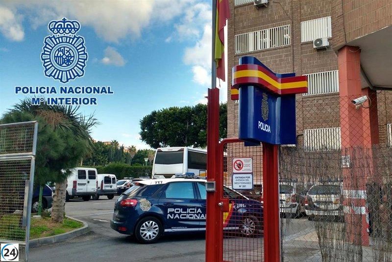 Pareja en Almería detenida por malversar bienes de una niña a la que acogieron.