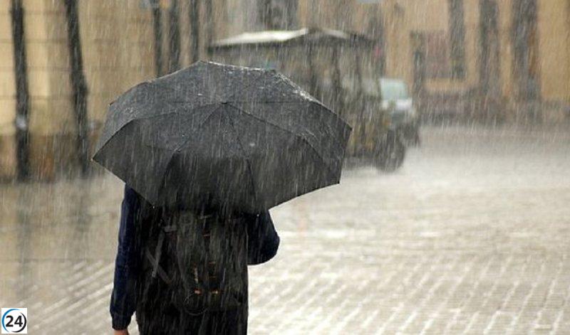 Alerta naranja por lluvias y tormentas en Andalucía occidental hasta el sábado.