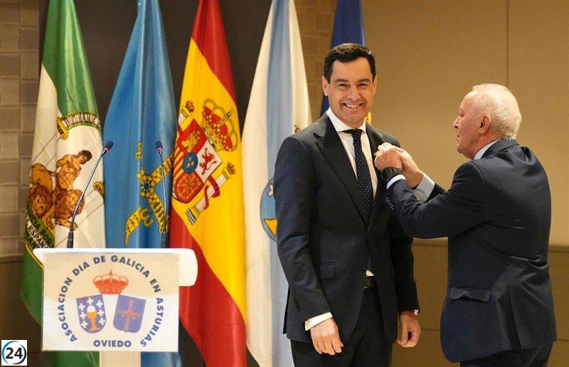 Moreno aboga por la igualdad territorial al ser galardonado con la insignia de Oro del Día de Galicia.
