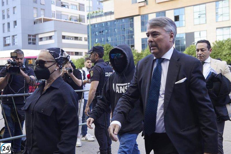 La Audiencia de Sevilla rechaza la solicitud de los padres de Marta para revisar la absolución del Cuco y su madre.
