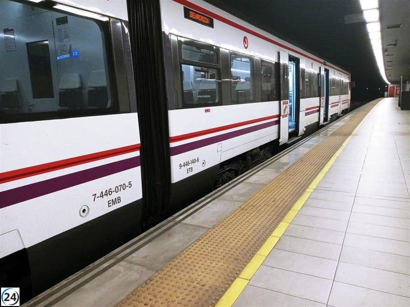 Trenes de Cercanías entre Lora del Río y Lebrija sufren retrasos de 15 minutos por fallo en la señalización.