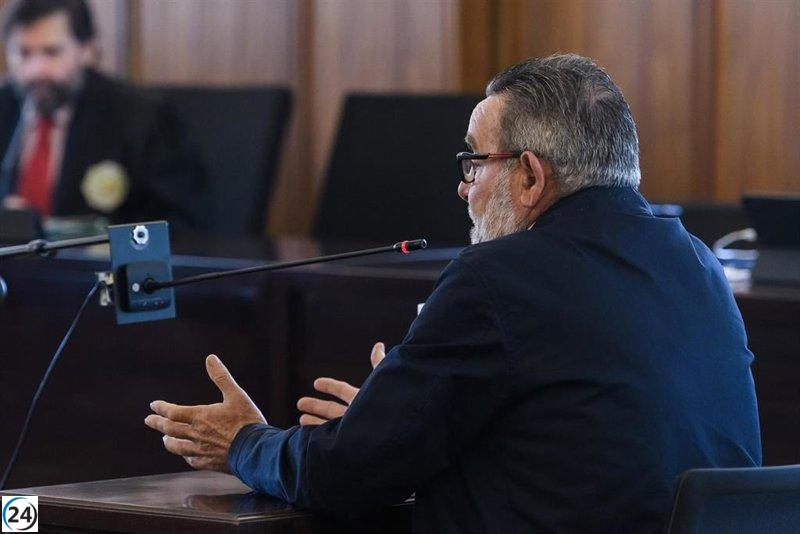 Exlíder de UGT-A, Fernández Sevilla, recibe tres años de prisión y 50 millones en multas por fraude en ayudas públicas.