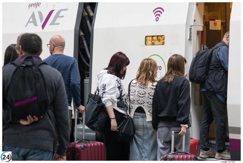 Renfe habilita 128.000 asientos en trenes hacia Madrid desde Málaga, Sevilla, Córdoba y Huelva para el puente.