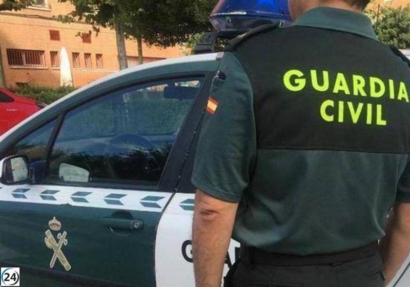 Detenidos en El Viso (Sevilla) por secuestrar y agredir a un hombre durante una prueba de un vehículo en venta.