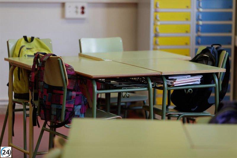 Familia de menor acusado de abusos en colegio de Granada impugna su expulsión.