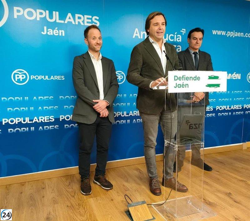 PP-A denuncia a JM+ por “traición” a Jaén tras un “pacto encubierto” con el PSOE que socava la democracia.