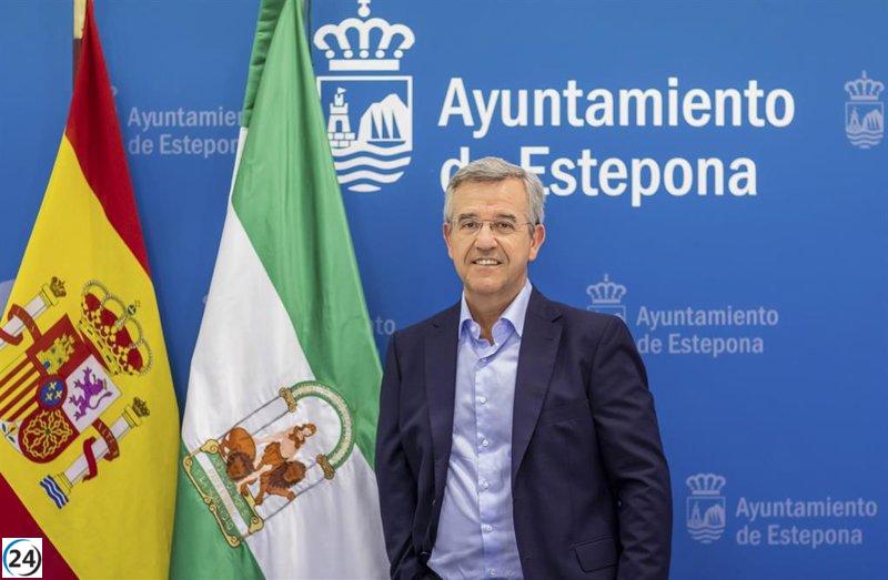 El alcalde de Estepona será llamado a declarar en enero por un caso de presunta malversación.