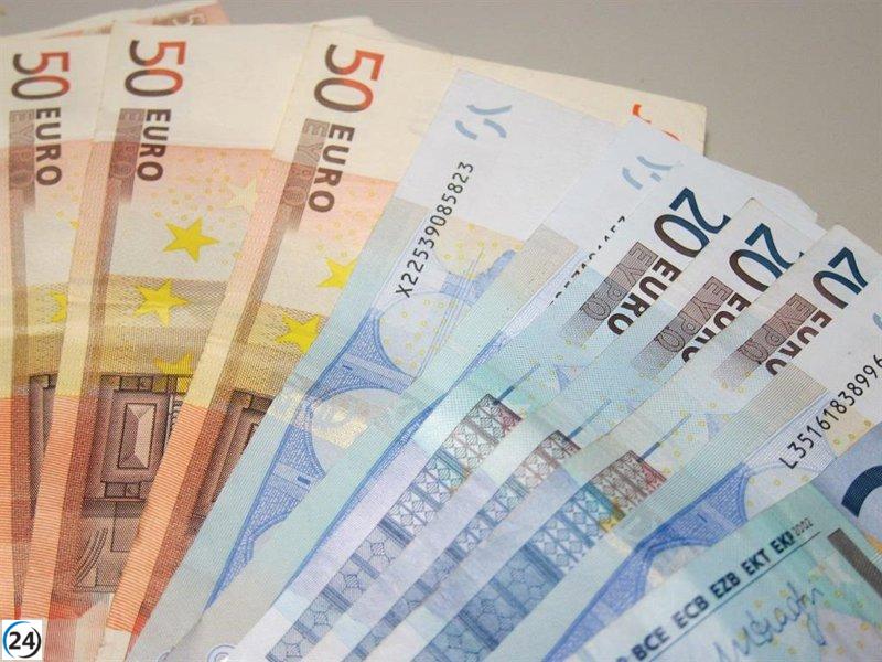 Andalucía disminuye su deuda total y el monto adeudado al Estado en el tercer trimestre.