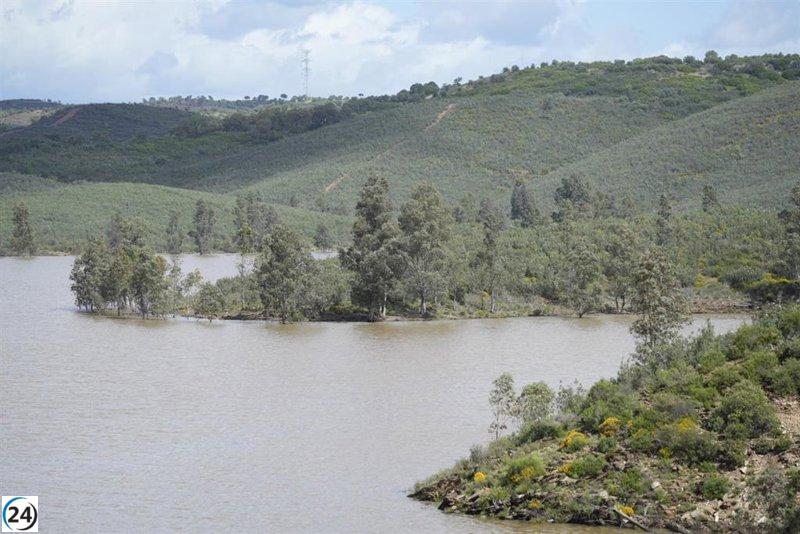 Reservas de embalses en Andalucía aumentan 145 hectómetros cúbicos en solo siete días, superando el nivel del año anterior en 17 puntos.