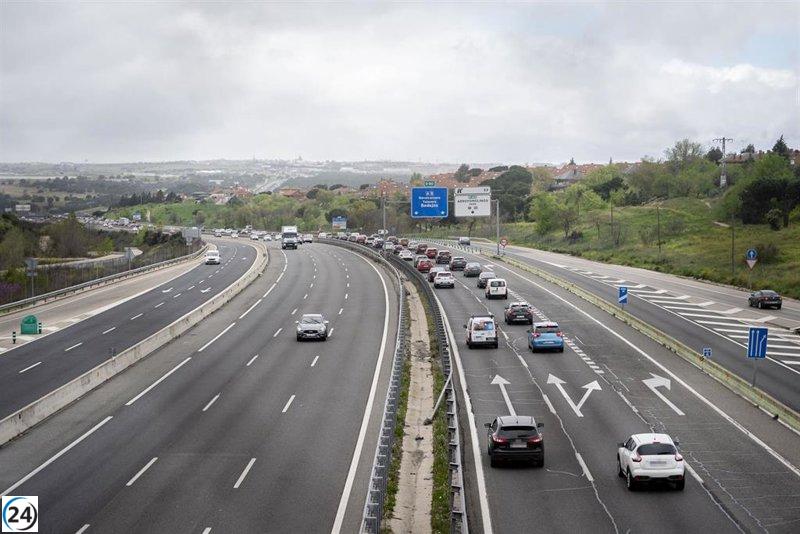Inundaciones suspenden el tráfico en carreteras de Huelva, Cádiz y Sevilla.