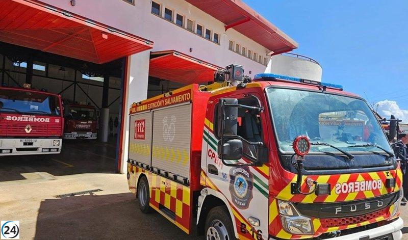 Localizan un cuerpo sin vida tras apagar un incendio en un terreno en Almonte, Huelva.