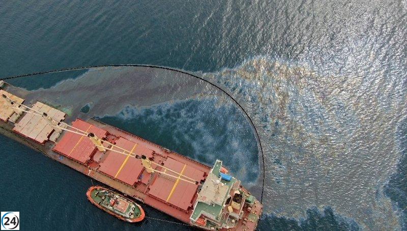 Ecologistas alertan al Gobierno sobre colisión de buques en Gibraltar durante operación de combustible.