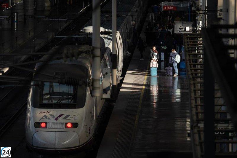 CGT lanza llamado a la huelga en Renfe y Adif para el martes en las estaciones de Málaga y Sevilla.