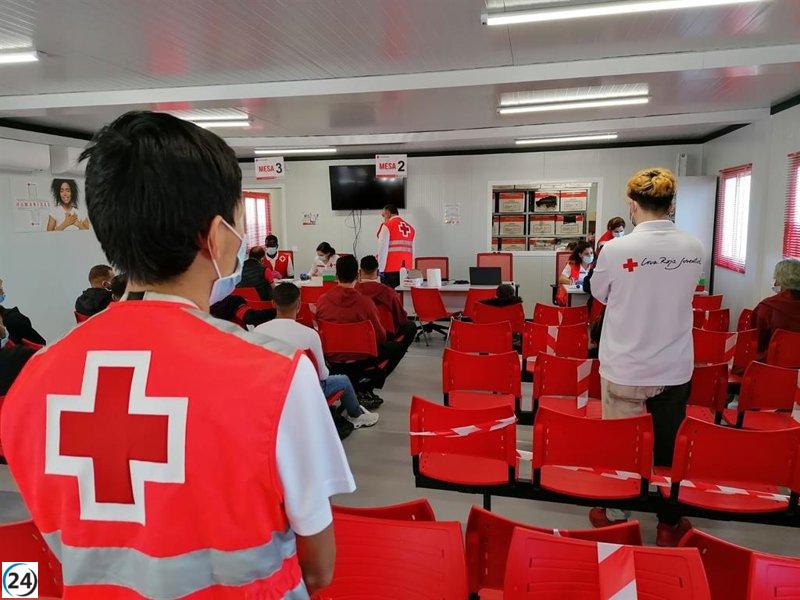 Otro migrante pierde la vida en la costa de Almería, sumando tres muertes en una semana, mientras llegan 88 más en patera.