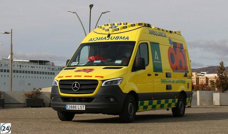 Herido un trabajador en Estepona al caer desde tres metros en una obra de construcción.