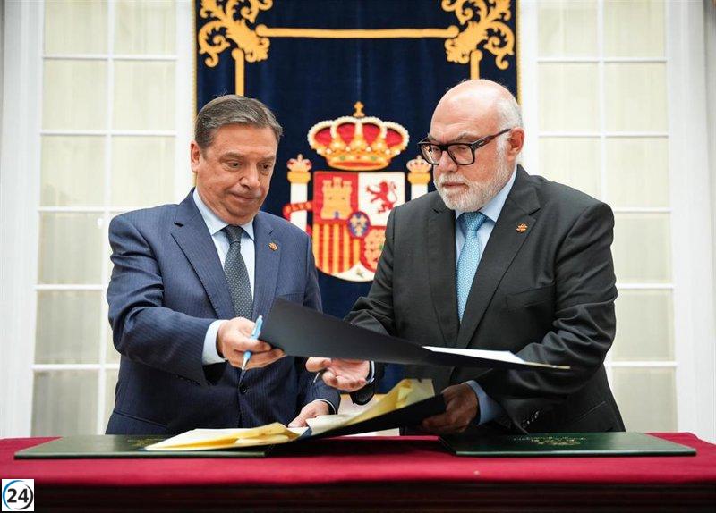 Planas establece un acuerdo para mejorar la gestión de fondos europeos en irrigación en Andalucía.