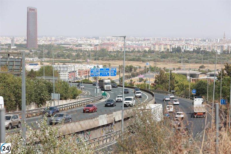 La DGT advierte sobre importantes atascos en las entradas a Málaga y Sevilla.