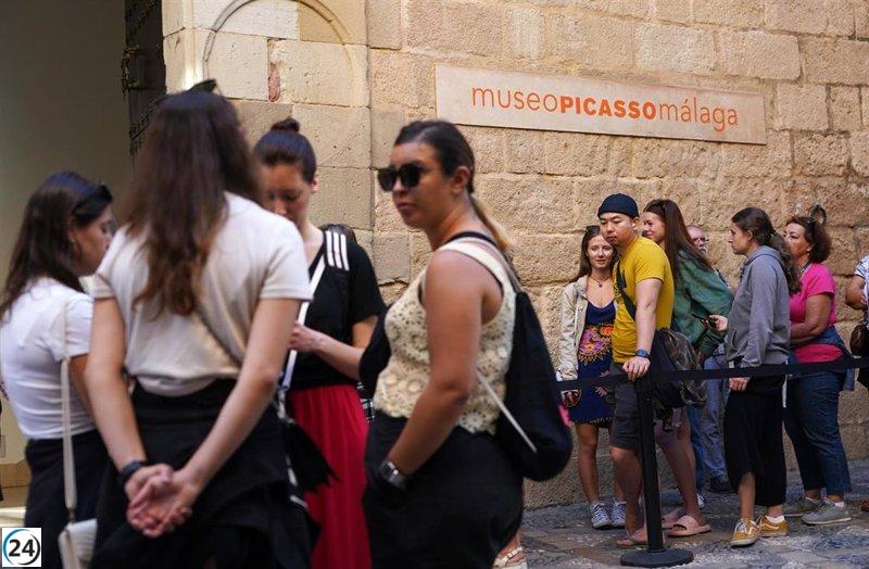 Andalucía arranca el año con un aumento del 9,5% en empleo turístico, alcanzando casi 450.000 trabajadores.