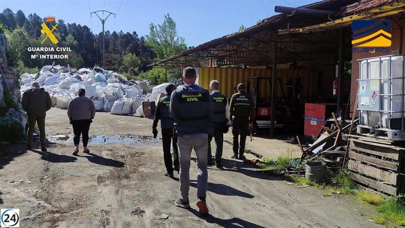 Desmantelan en León una red internacional de tráfico de desechos.