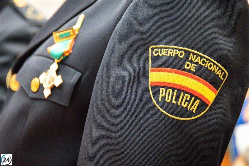Rescatan a 23 personas de la esclavitud en salones de manicura en Sevilla, arrestan a cinco sospechosos.