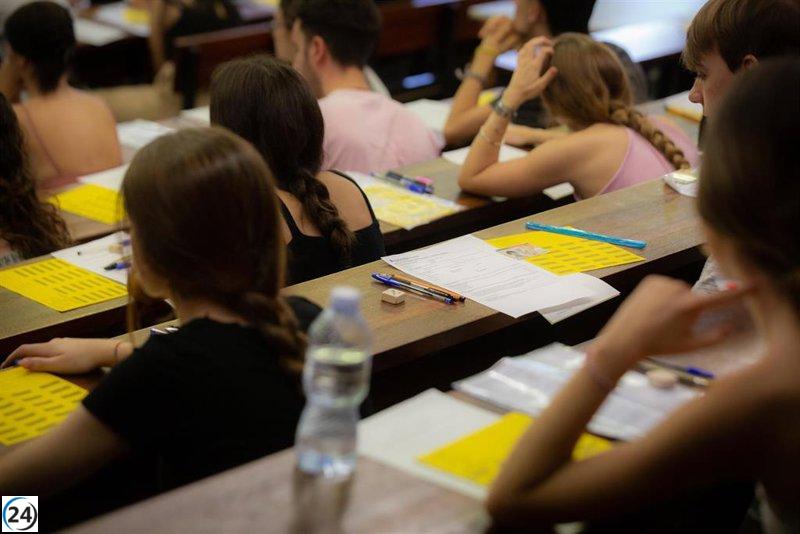 Más de 52,000 alumnos andaluces inician esta semana sus exámenes de acceso a la universidad.