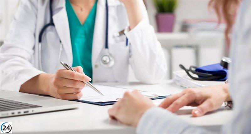 Más de 30.000 médicos en Andalucía se suman a la huelga nacional contra el Estatuto Marco este viernes.