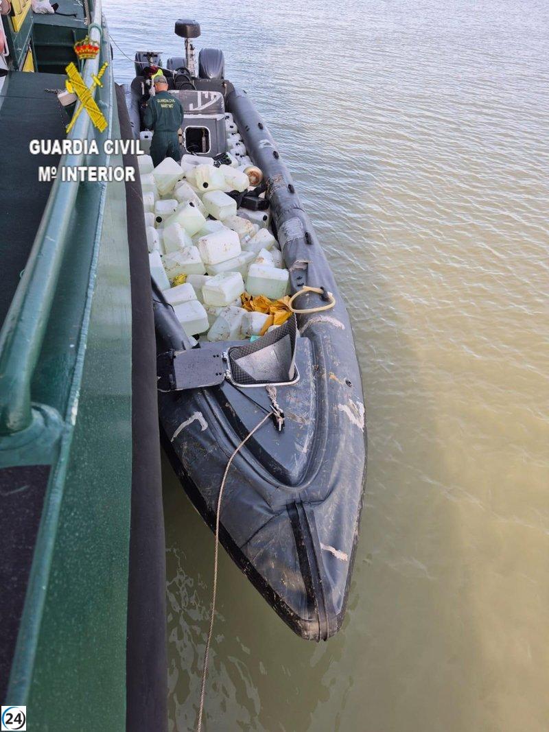 La Guardia Civil lanza una amplia ofensiva contra los cárteles de drogas en el Guadalquivir.