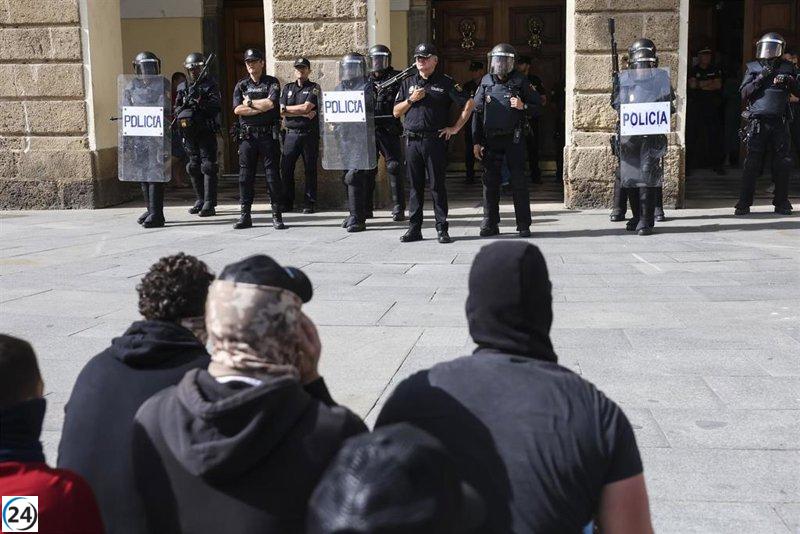 Progreso en las negociaciones del convenio metalúrgico en Cádiz; se convoca nueva reunión para este domingo.
