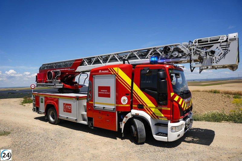 Se declara la fase de emergencia 1 por un incendio forestal en El Garrobo, Sevilla.
