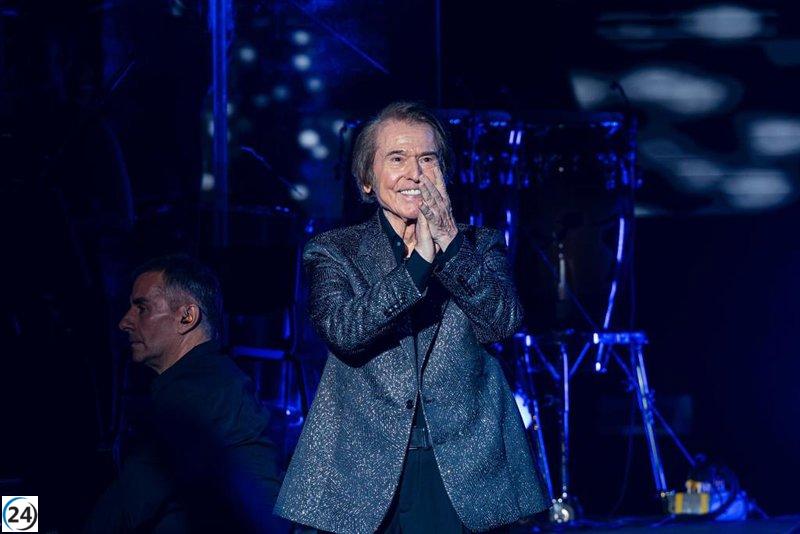 Raphael arrasa en el Starlite Occident con su espectáculo 'Raphaelísimo'.