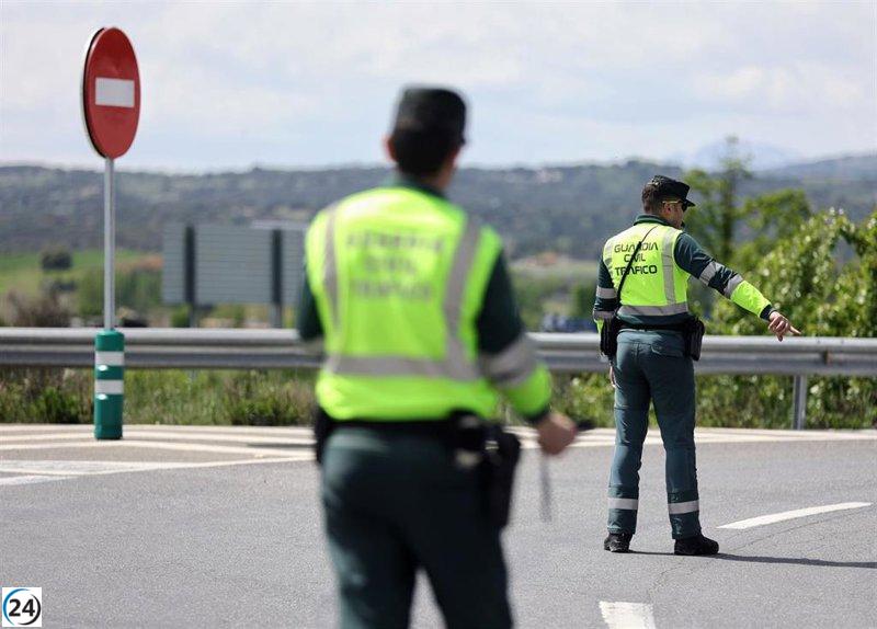 Tragedia en la A-92: un muerto al caer un vehículo en la cuneta en Carmona.