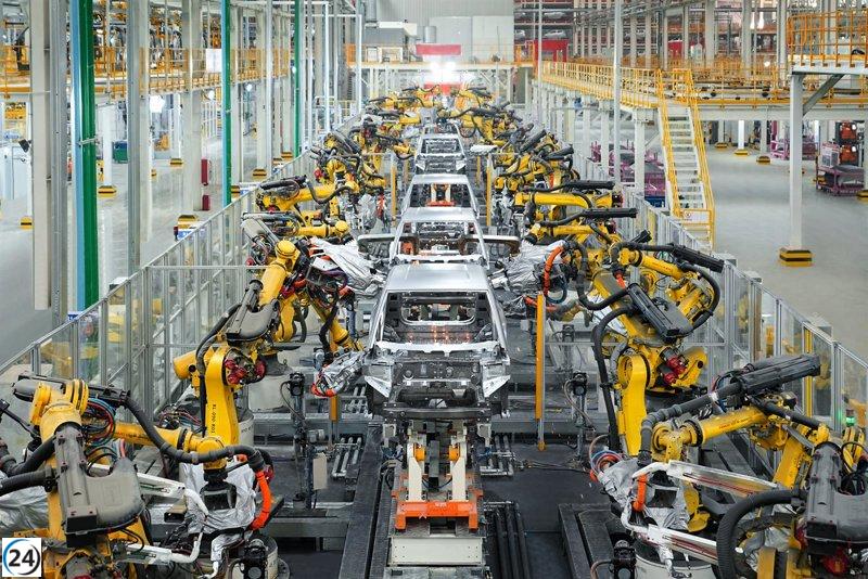 Las carreras de FP en transporte, hostelería, turismo y comercio lideran la inserción laboral en Andalucía.