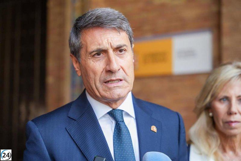 Fernández subraya que el Consejo de Universidades permite a la Junta corregir el rumbo sobre el grado de IA en la UGR.