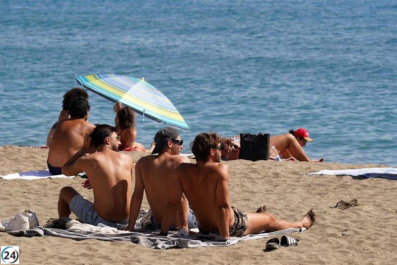 El calor extremo regresa a la costa de Málaga, alcanzando los 38ºC este lunes.