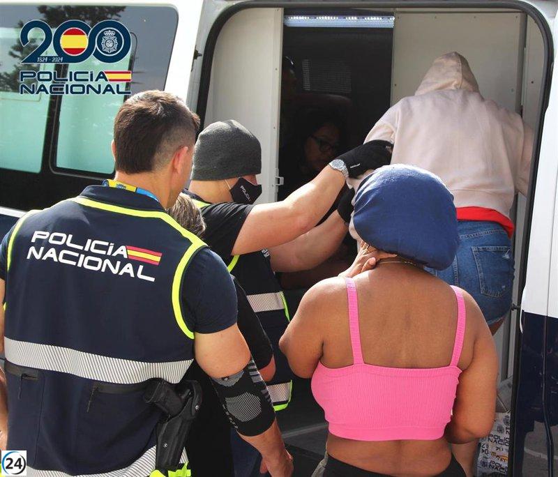 Rescatadas en Jerez tres mujeres víctimas de una red de trata; se arrestan a nueve en Cádiz y Murcia.