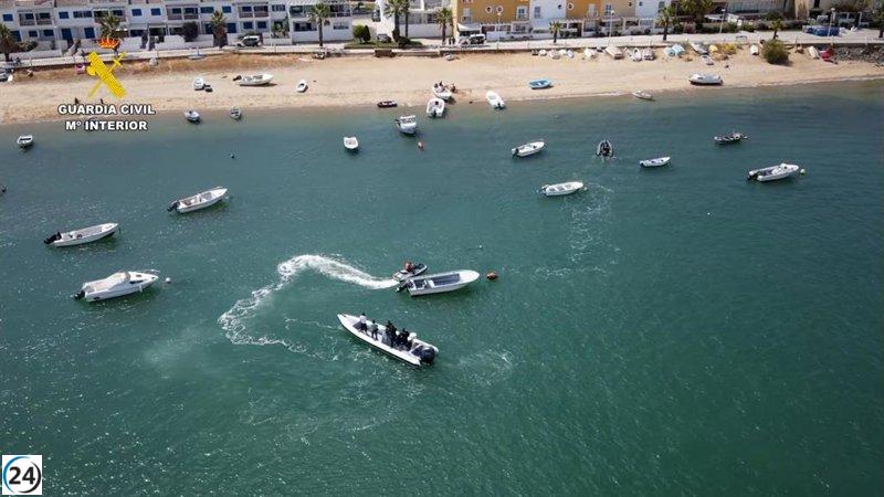 Despliegue masivo de la Guardia Civil en Isla Cristina y Villablanca para combatir el narcotráfico.