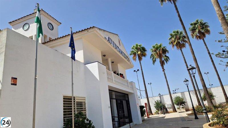La Guardia Civil notifica a concejales y funcionarios de Espartinas (Sevilla) sobre citaciones judiciales.
