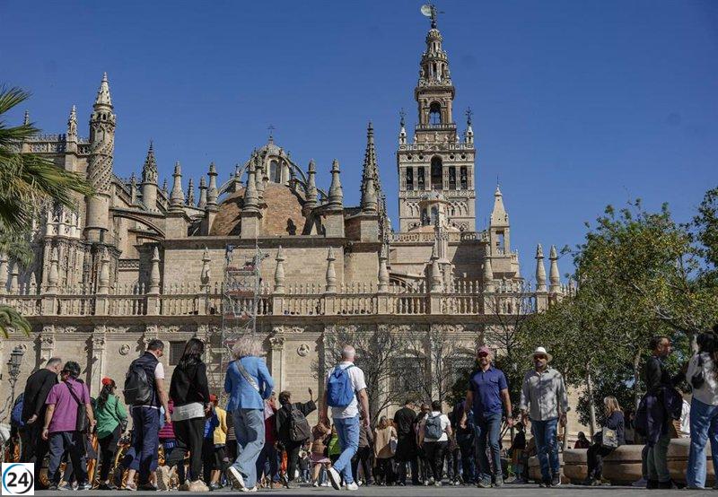 Andalucía se posiciona como la segunda región europea con mayor turismo de corta estancia en verano de 2024.
